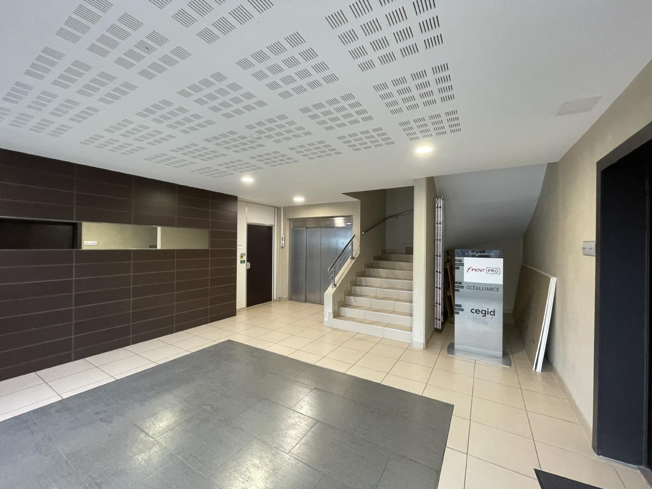Bureau Saint-Herblain 358m² Location bureau Saint-Herblain Loire-Atlantique OLBUR2112347 1